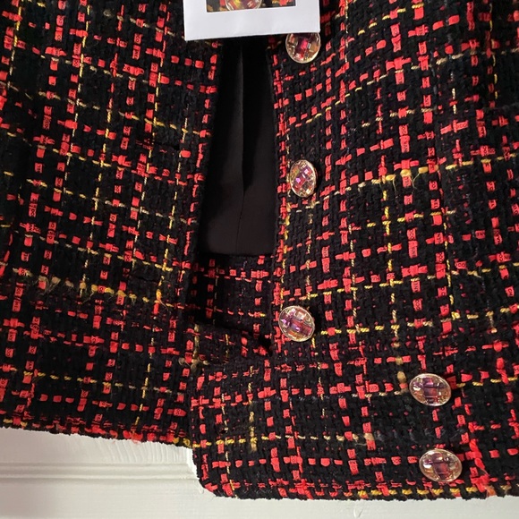 Chanel - Picture 8 of 11